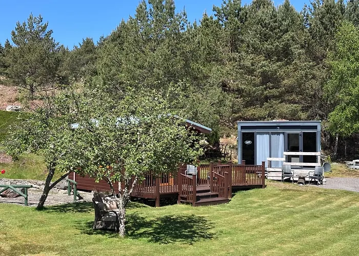 The Garden Room Tiny House Bed And Breakfast Stay